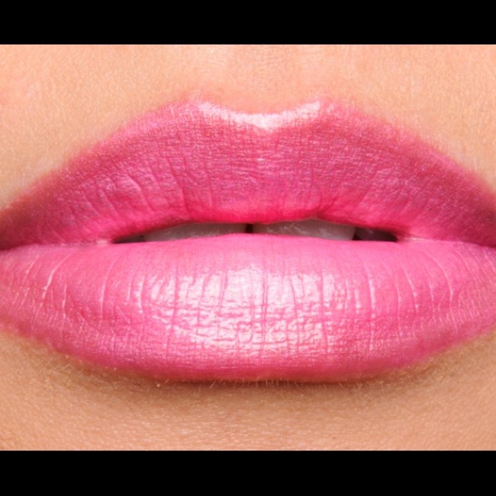 Too Faced Melted Metallic Bunny Liquid Lipstick